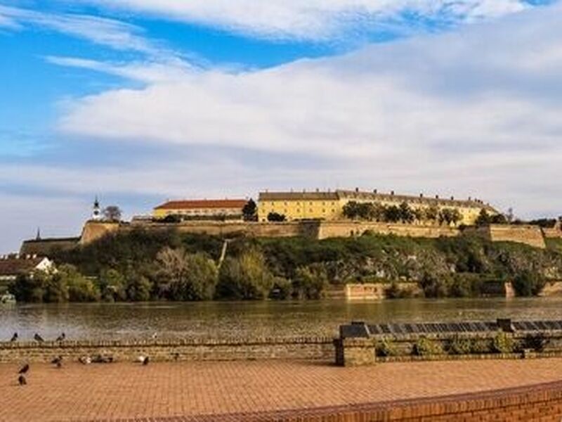 Otobüs İle Büyük Avrupa Masalı İzmir Hareketli